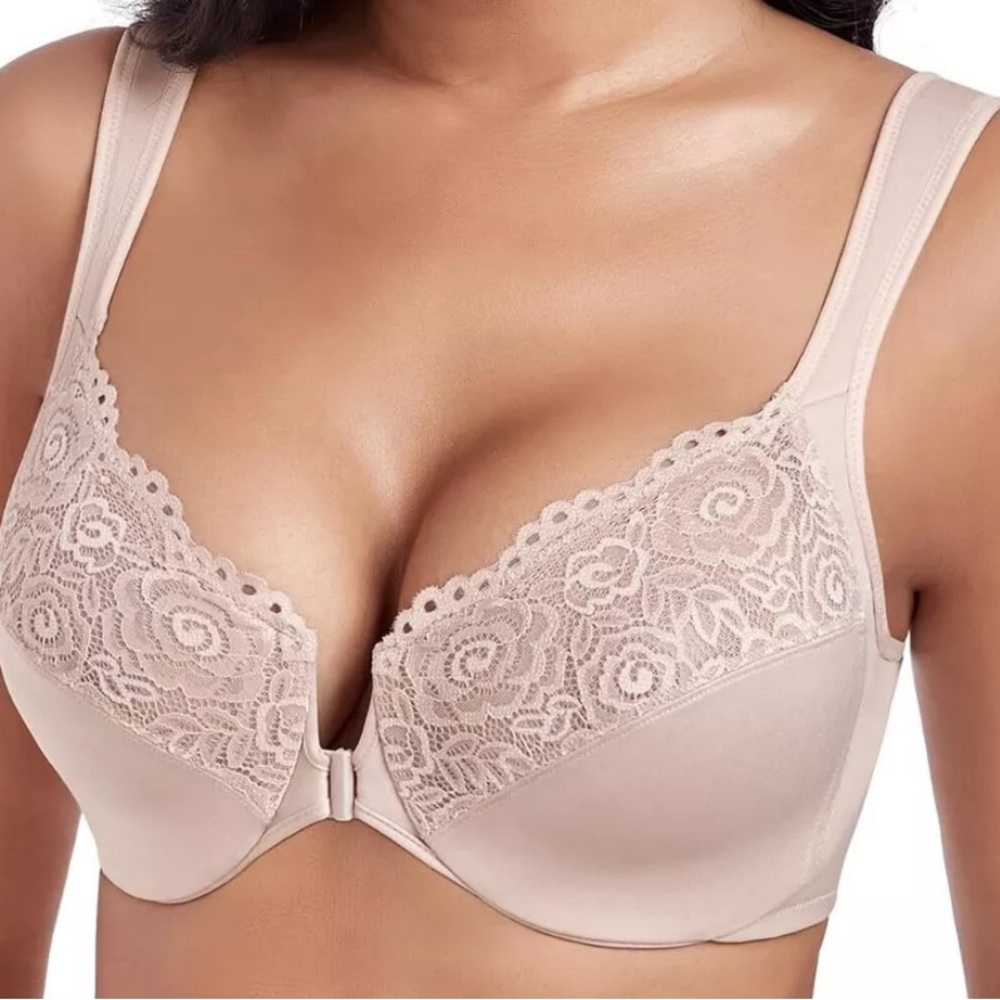 Woman’s Bra 34DDD